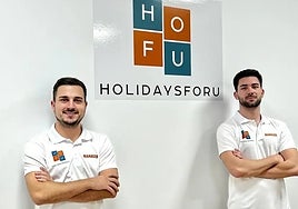Cuberos and Rubio in their HolidaysForU office.