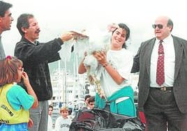 The winner in each category used to receive a live turkey.