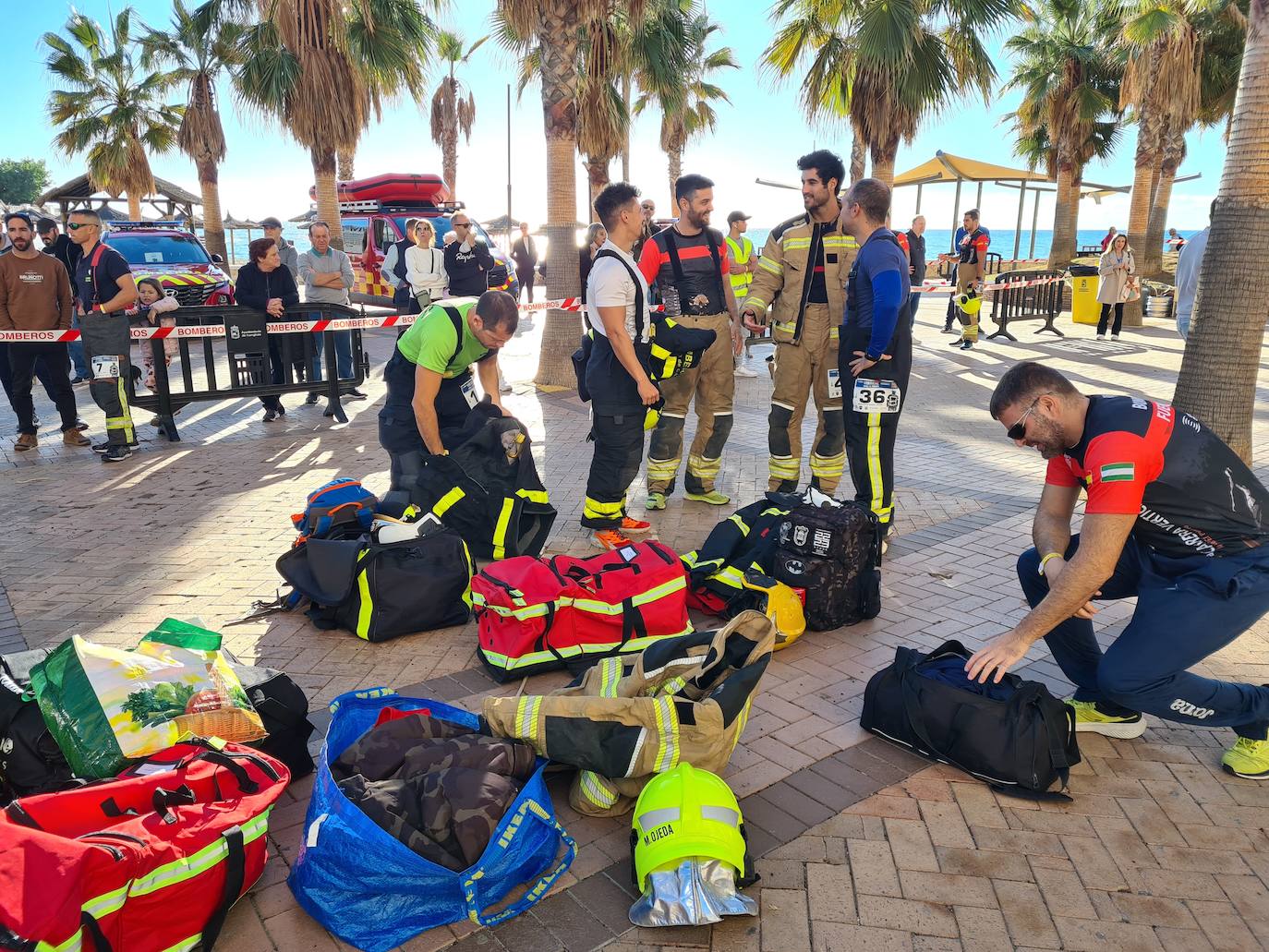 Fuengirola's vertical race for firefighters, in images