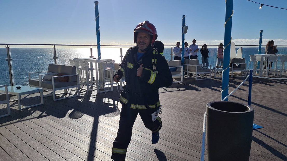 Fuengirola's vertical race for firefighters, in images