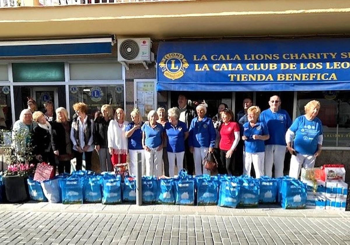 La Cala de Mijas Lions bring festive joy to needy
