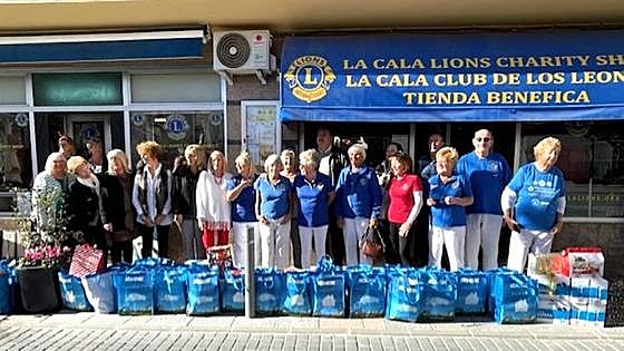 La Cala de Mijas Lions bring festive joy to needy