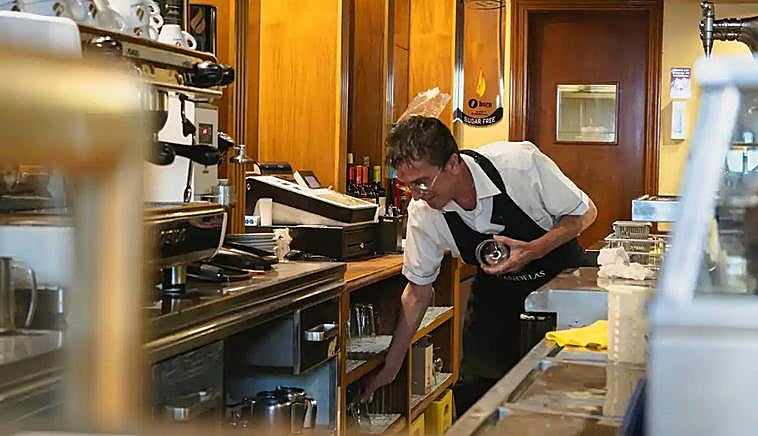 Spain's hospitality industry continues to be plagued by shortage of qualified staff