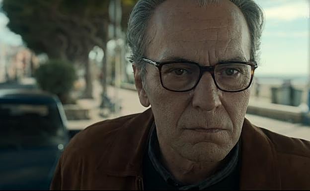 José Coronado, in a scene filmed on the Palo promenade, last March.