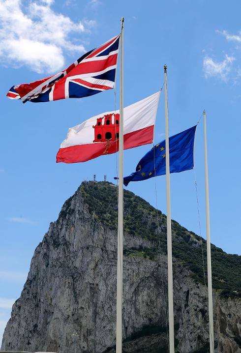 Gibraltar used to fly the EU flag together with the Union and Gibraltar flags. 