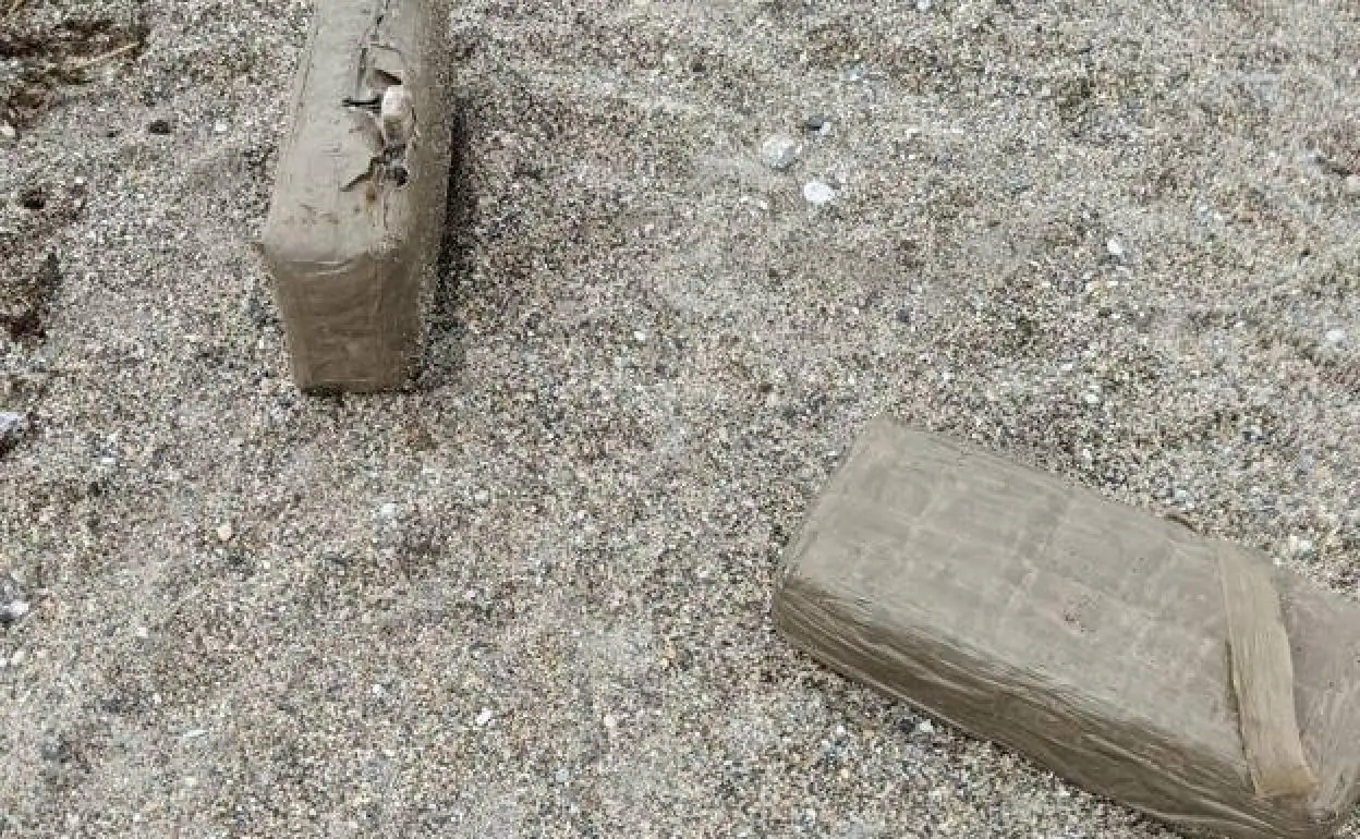 Tom Sampson found the two bales of drugs on Nerja's Burriana beach on Wednesday 