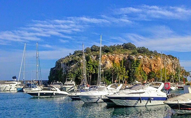 Imagen principal - The port, its surroundings and Kata at the heart. 