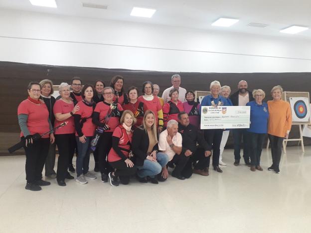 Lions hit the target with donation to help sufferers of lymphedema