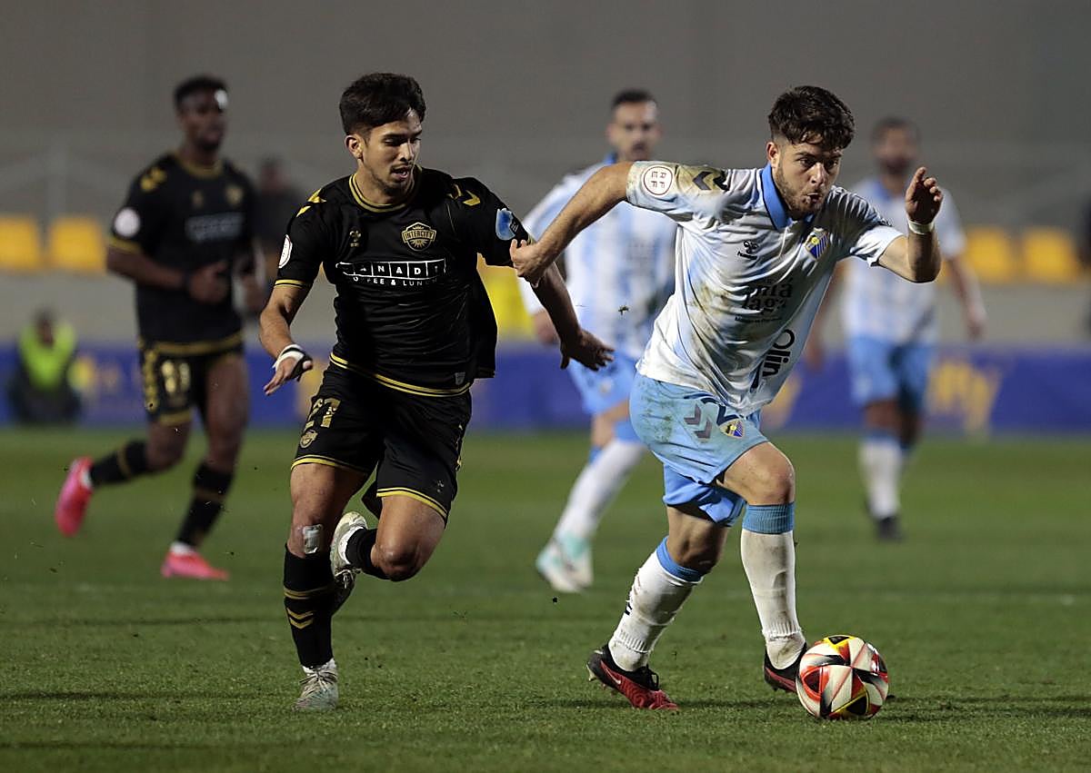 Imagen secundaria 1 - Late Dani Lorenzo goal rescues a point for Malaga CF