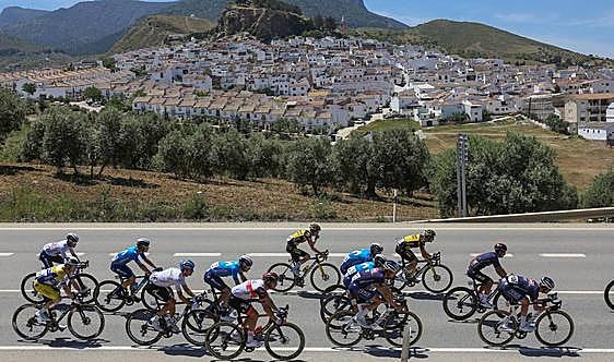 Vélez-Málaga and Benahavís to provide start lines for the upcoming Vuelta a Andalucía