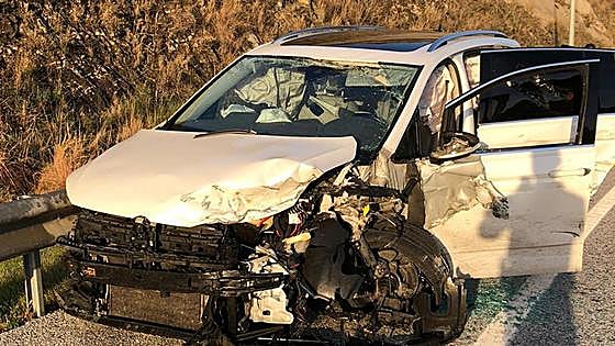 Drug-running driver crashes in Calahonda after high-speed police chase that left four officers injured