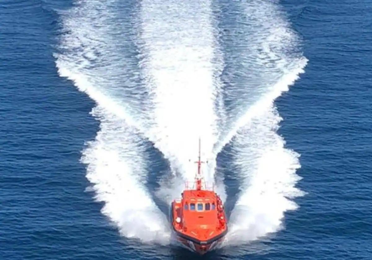 A Salvamento Marítimo rescue craft.