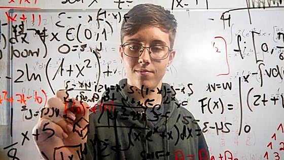 Fifteen-year-old Maths prodigy from Granada offered place at Oxford University