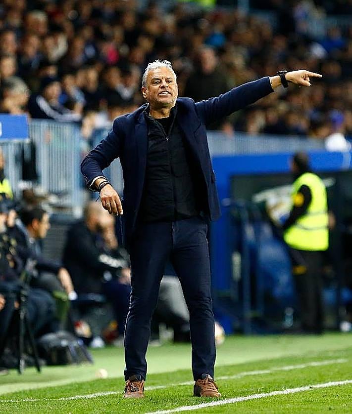 Imagen secundaria 2 - Malaga CF's automatic promotion hopes suffer major blow