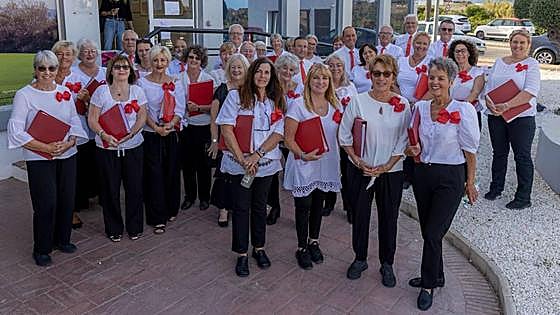 Amateur choral group offers a voice to worthy causes
