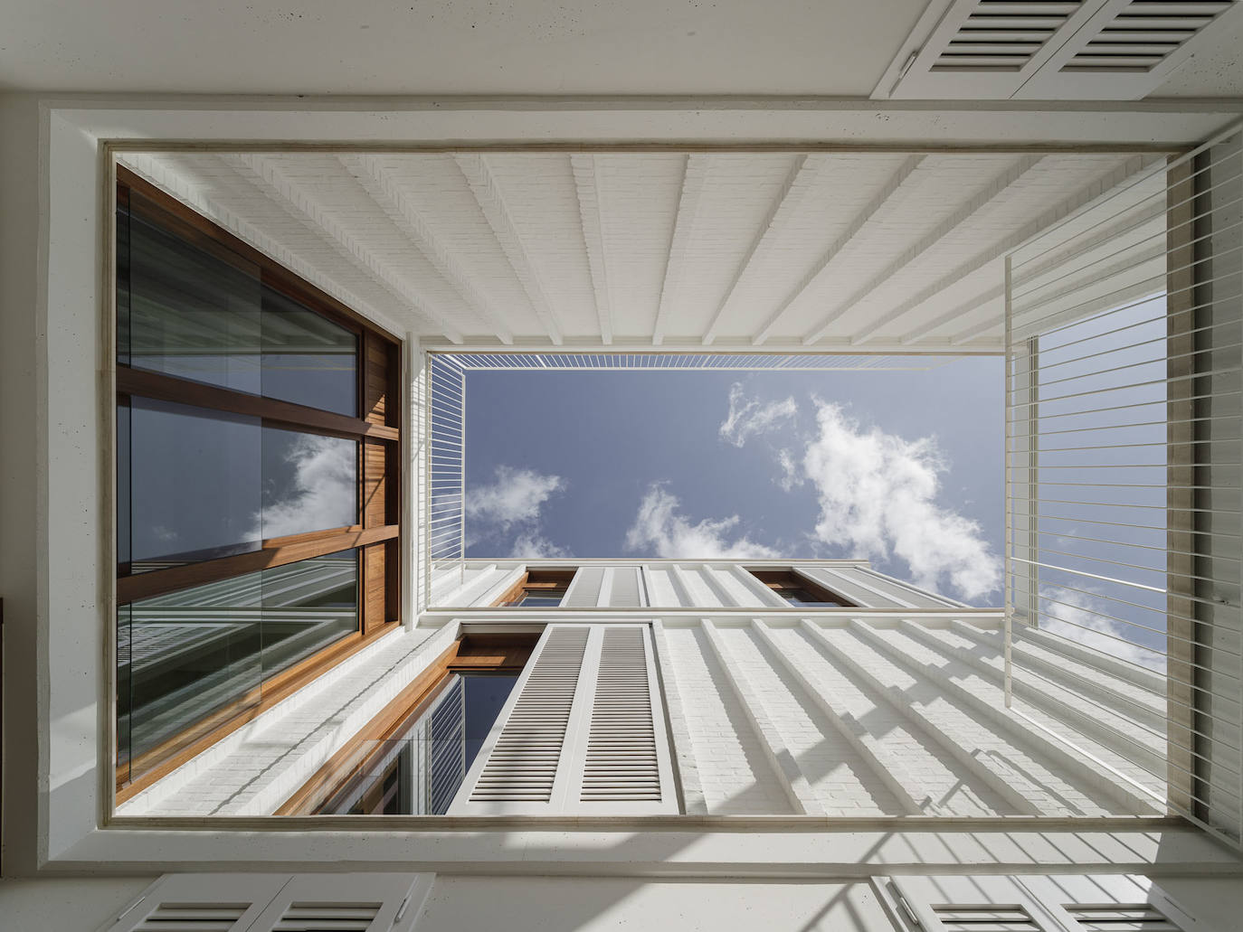 Imagen principal - In pictures, Malaga house makes it onto list of the 50 best designed in Spain and Latin America