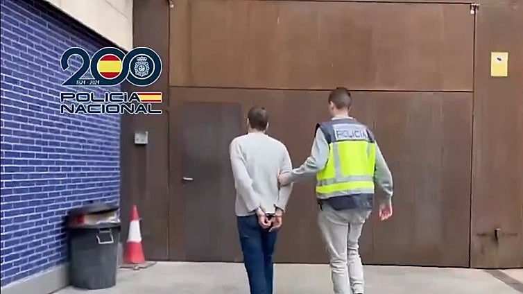 National Police arrest 59 members of 'Hi mum, my phone is broken' scam gang in Spain