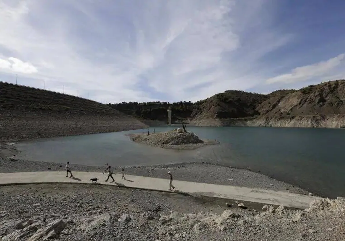 Junta de Andalucía approves fourth drought decree and 217 million budget as region's water crisis worsens