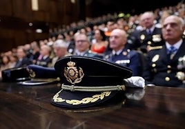 The award will be presented on the day of the patron saint of the Local Police.