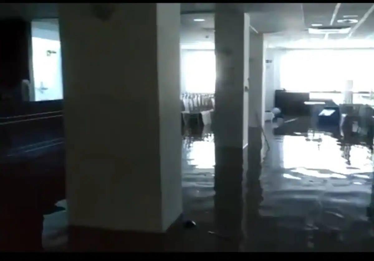 The Los Patos Hotel in Benalmádena was flooded by a burst pipe in January 2023.