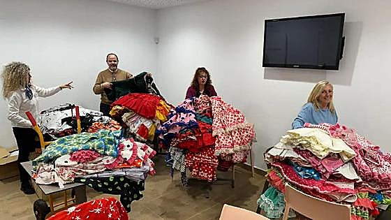 Alhaurín de la Torre sends flamenco frocks to US festival