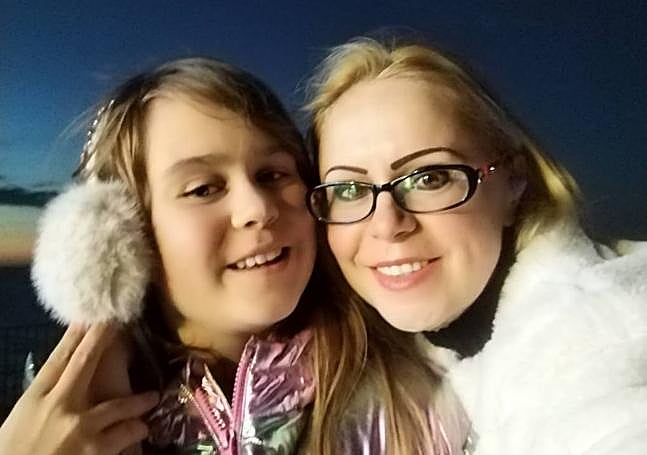 Inessa and her daughter.