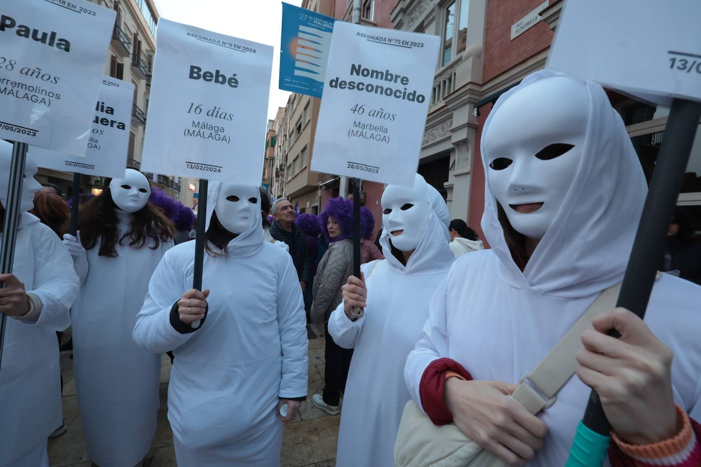 Thousands join massive women's day march in Malaga