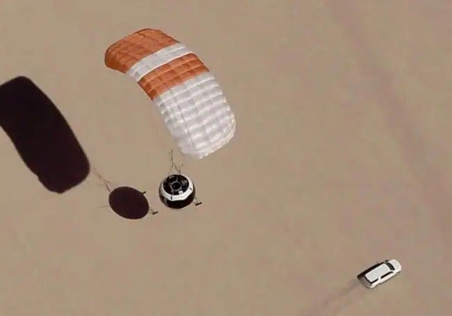 One of Halo Space's test flights lands in the California desert.