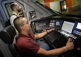 Renfe looking to hire 600 new train drivers