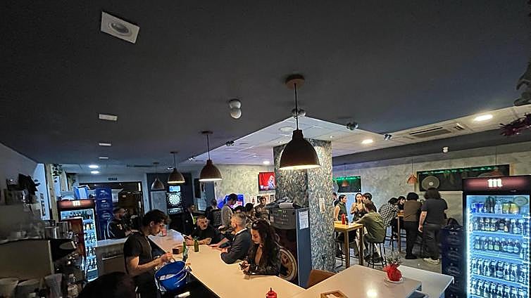 This is the bar in Spain that offers customers a tapa of beer: 'People can't quite believe it'