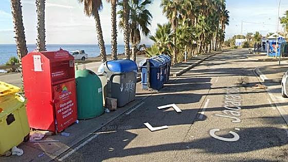 Young man dies after becoming trapped in clothes recycling container on the Costa del Sol