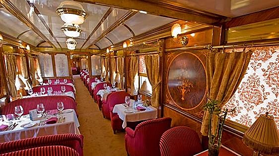 Renfe launches new season of its Al Ándalus luxury tourist train: all you need to know about its trips and tours
