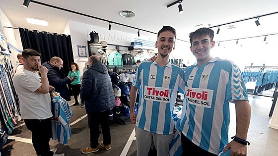 Malaga CF retro shirt craze continues with 6,000 more snapped up in just a few hours