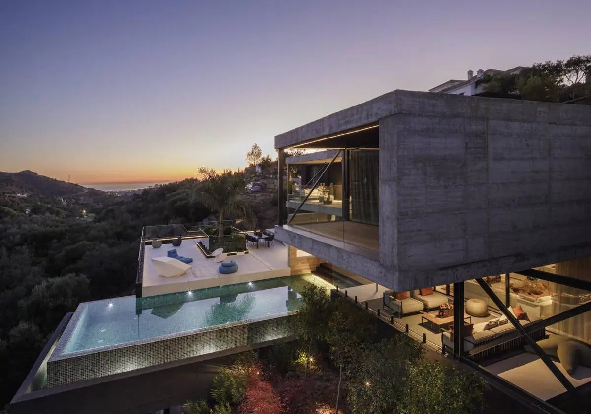 Villa Waterfall, located in Marbella and designed by Flow81 studio.
