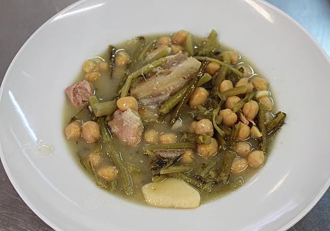 Tagarninas stew in Venta Los Atanores.