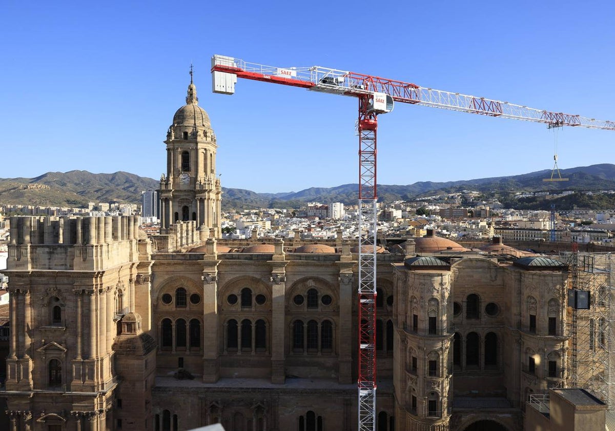 Malaga resumes work on cathedral after construction stopped 242 years ago