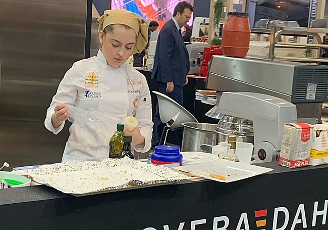 Mónica Rufián, during her presentation at InterSicop, the international bakery, pastry and coffee exhibition held in Madrid.