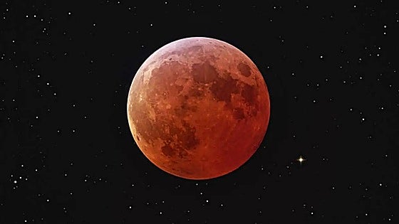 April's spectacular 'pink moon' arrives: what is it and when can you see it?