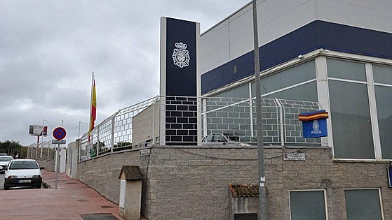 Twelve people arrested in connection with fake documents for foreign migrant registrations in Ronda