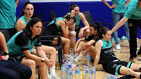 Late heartbreak for Estepona basketballers who miss out on historic promotion