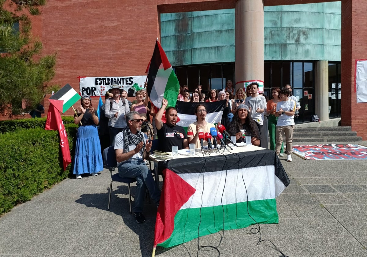 Palestine protest campers say they are staying 'indefinitely' outside Malaga university library