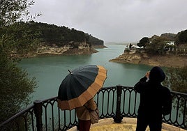 Conde de Guadalhorce reservoir during the rains in March