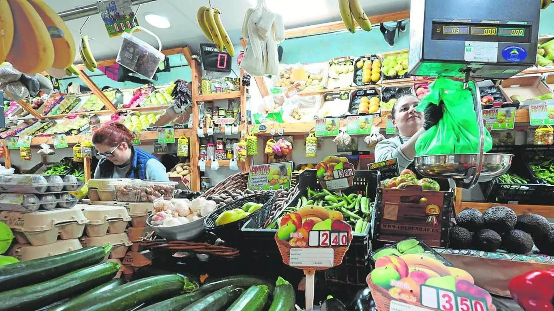 Malaga, the province where grocery shopping is rising least in Andalucía | Sur in English