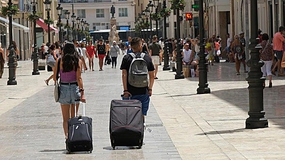 Cloned websites, dodgy text messages... how to detect holiday rental scams