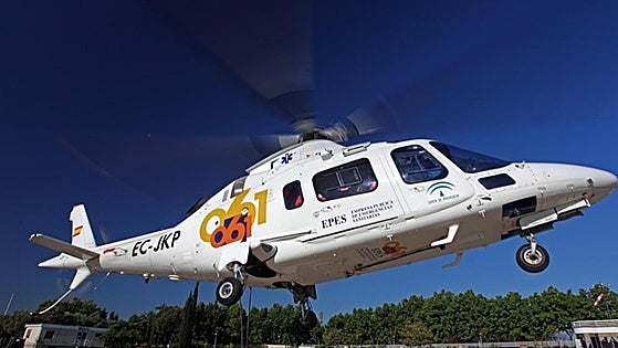 Construction worker seriously injured after steel beam falls on him at industrial estate on the Costa del Sol