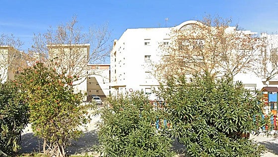 Two-year-old boy dies after falling from third-floor bedroom window in south of Spain