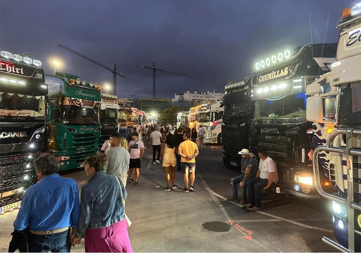 A gathering of lorries this past weekend in Las Lagunas de Mijas.