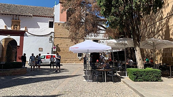 Ronda's hospitality sector given thumbs up to keep terraces open until one hour later during hot summer months