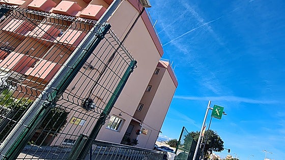 Gang of armed and masked burglars make off with 100,000 euros from eastern Costa del Sol home