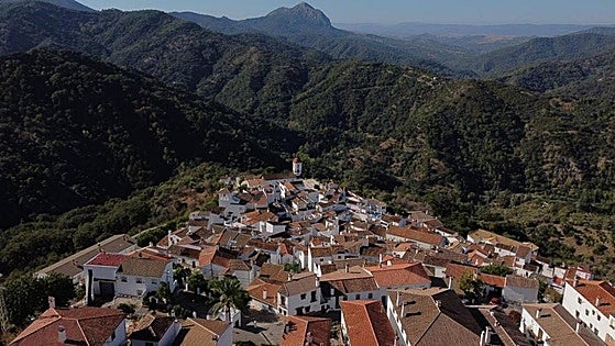 Teacher in Malaga village arrested for alleged sexual assault of six minors